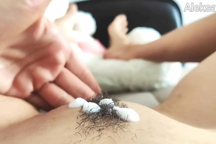 Revealing The Wet Secrets Of A Hairy Stepmom's Pussy