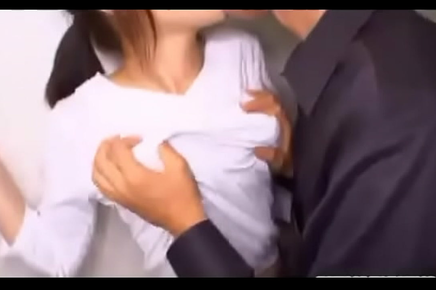 Japanese Enchantress Exposes Herself In Public - A Must-Watch Jav Video!