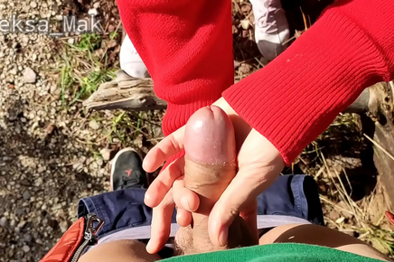 Jav Cutie's Woodland Adventure Ends With Steamy Cumshot