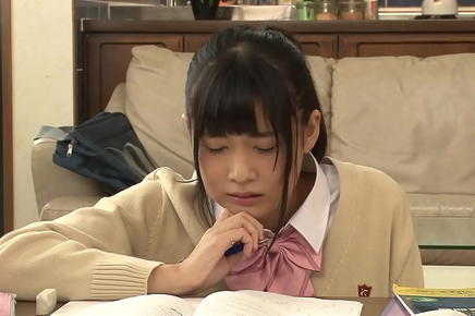 Japanese Enchantress Uses Vibrator For Solo Pleasure And Gives Mind-Blowing Bj